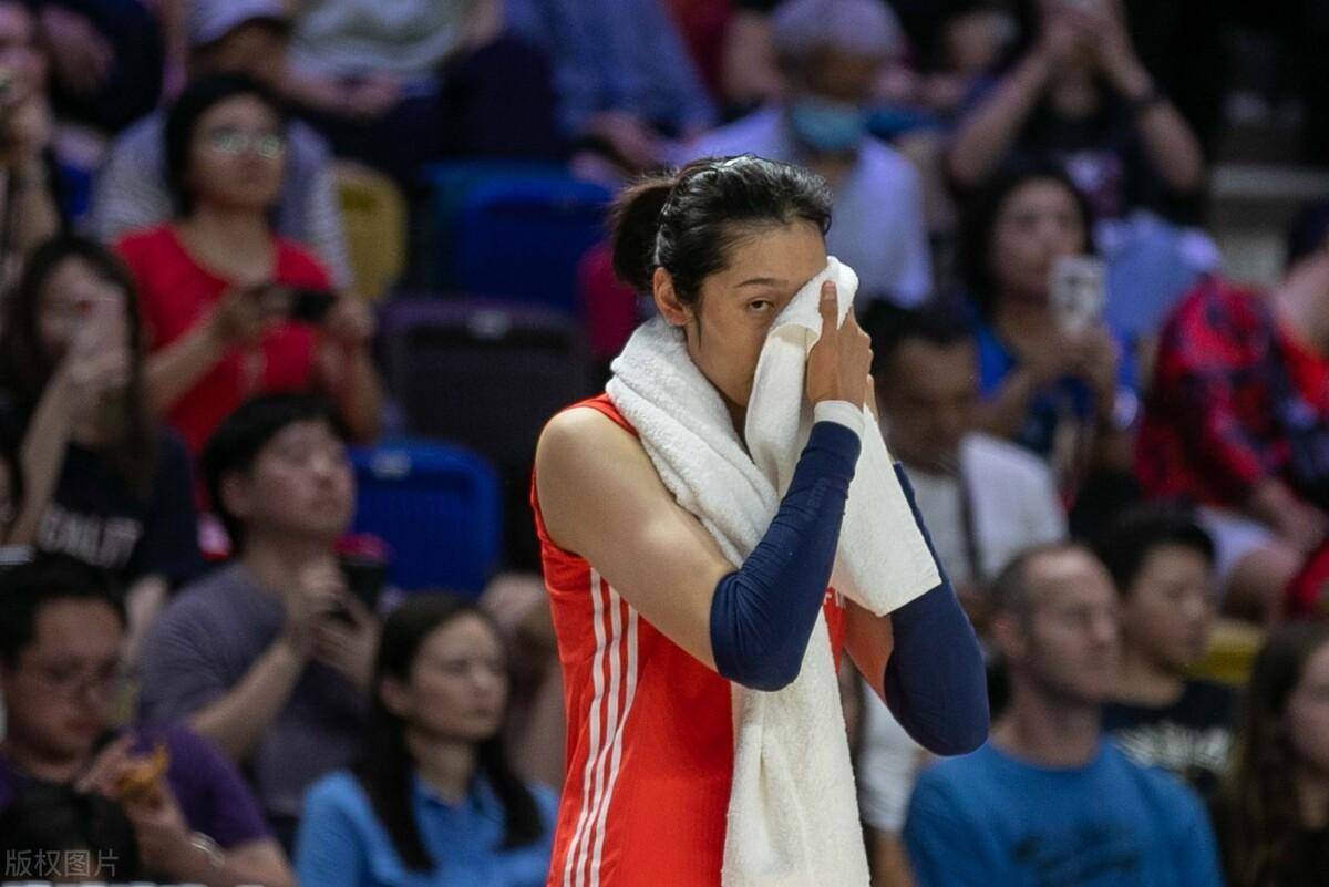 中国队带队取胜！，西亚卡姆重要时刻重要助攻引发球迷热议(桑普多利亚队队歌歌词)