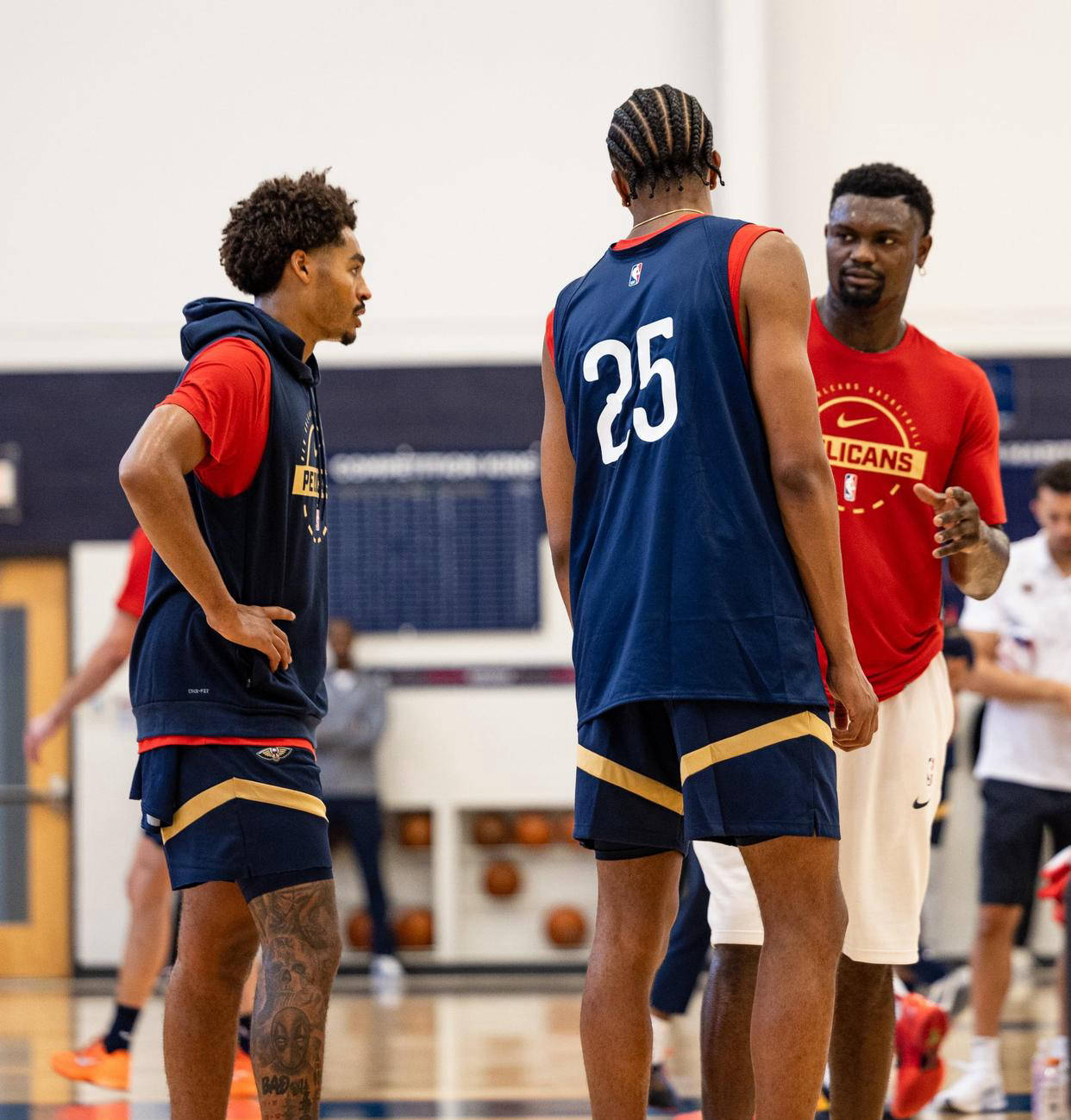 密尔沃基雄鹿vs新奥尔良鹈鹕